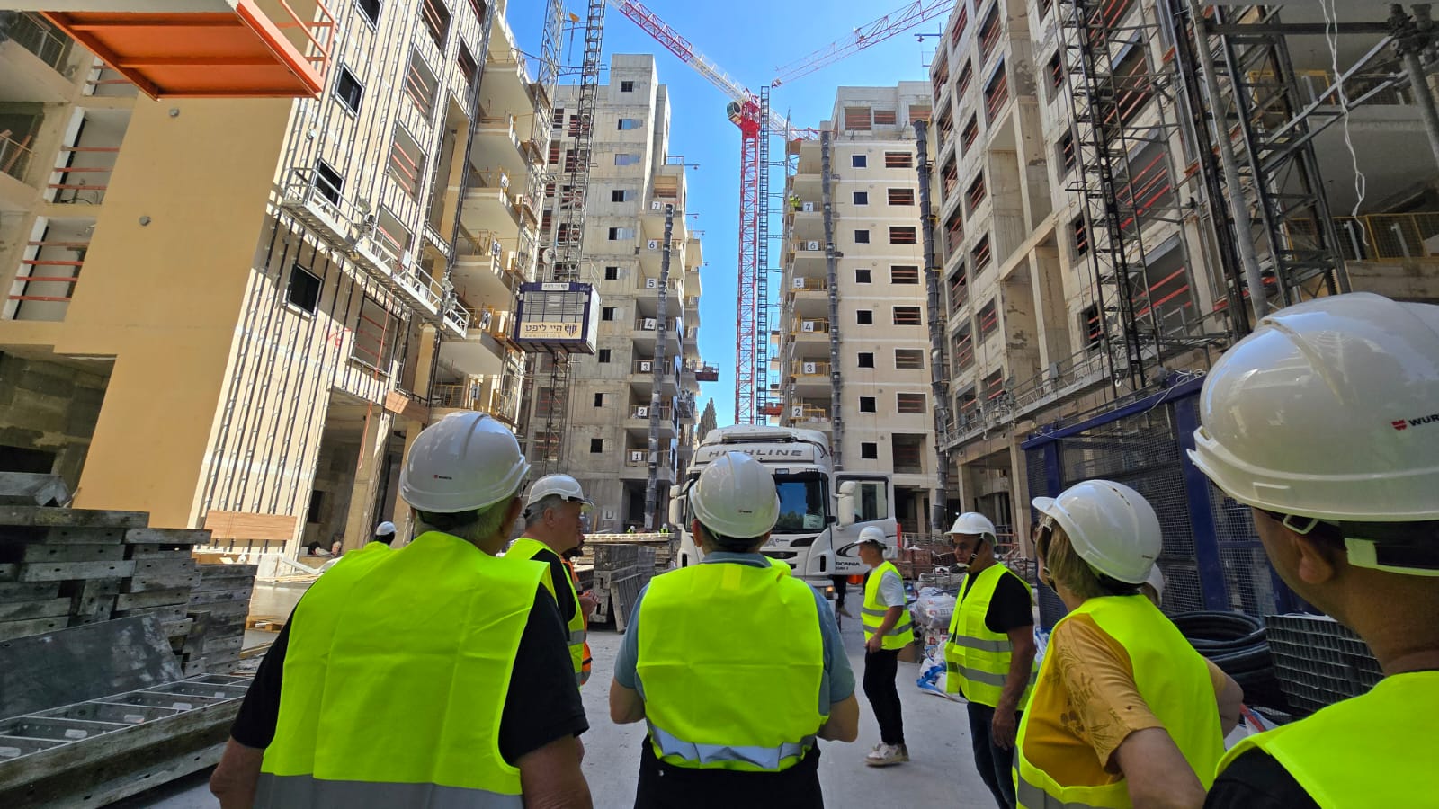 WhatsApp Image 2025-10-08 at 11.01